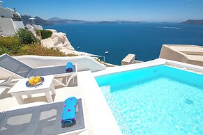 Alexander's Suites
