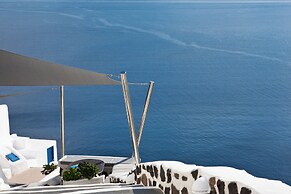 Alexander's Suites