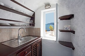 Alexander's Suites
