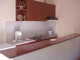 Georgina Apartments