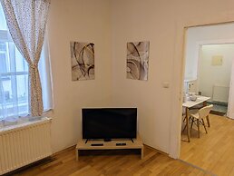 Apartments Tynska 7