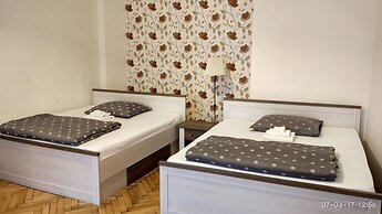 Apartments Tynska 7