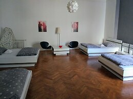 Apartments Tynska 7