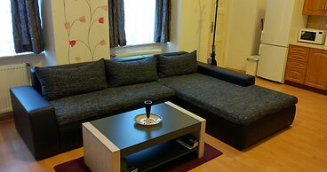 Apartments Tynska 7