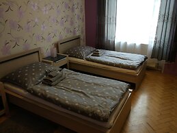 Apartments Tynska 7
