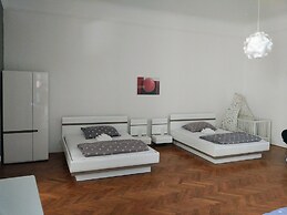 Apartments Tynska 7