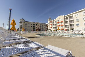 Cedar Point's Hotel Breakers