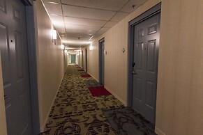 Cedar Point's Hotel Breakers