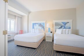 Cedar Point's Hotel Breakers