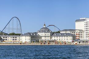 Cedar Point's Hotel Breakers
