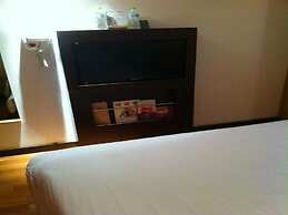 ibis Chengdu Yongfeng Hotel