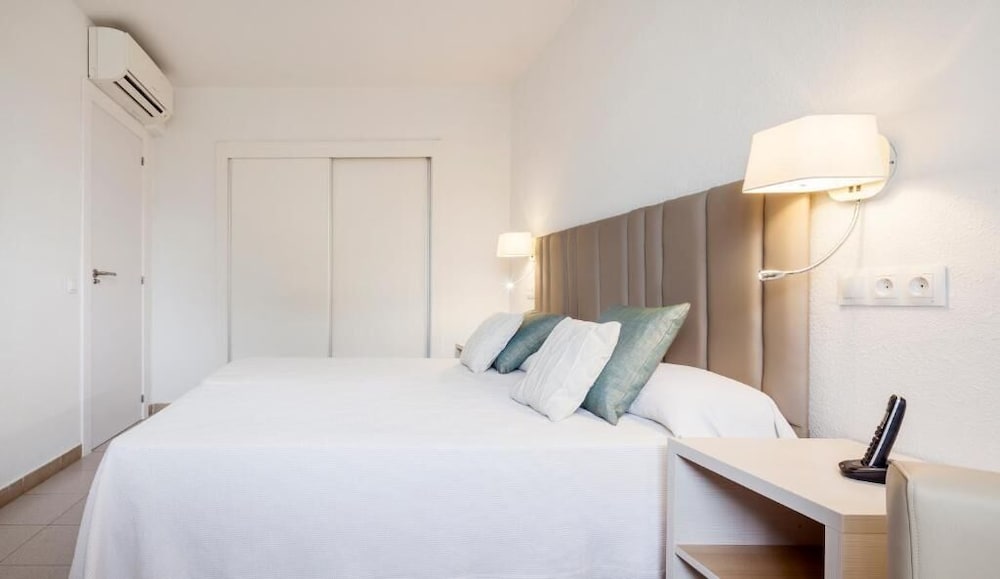 Hotel ILUNION Menorca