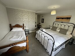 The Crooked Inn