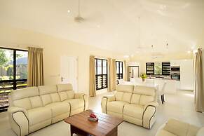 First Landing Beach Resort and Villas