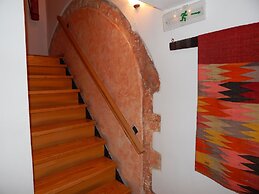 Kasteli Suites