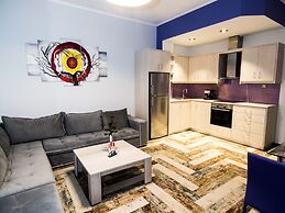 Kasteli Suites