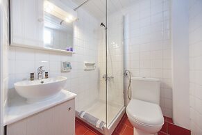 Kasteli Suites