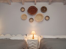 Kasteli Suites
