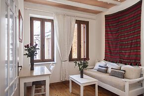Kasteli Suites