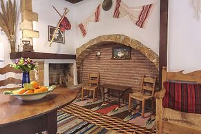 Kasteli Suites