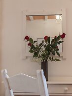Kasteli Suites