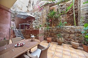 Kasteli Suites