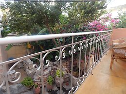 Kasteli Suites