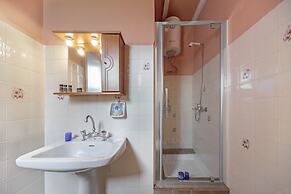 Kasteli Suites