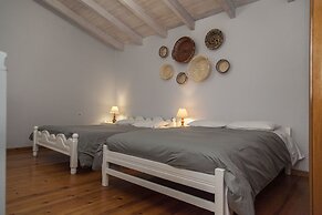 Kasteli Suites