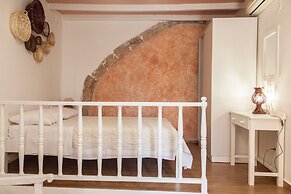 Kasteli Suites