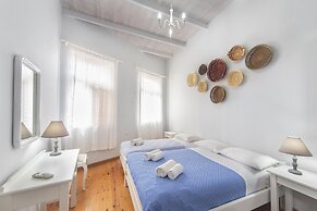 Kasteli Suites