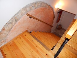 Kasteli Suites
