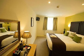Wakefield Limes Lodge