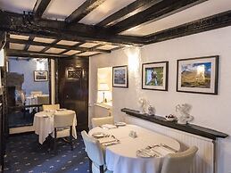 Gwesty Minffordd Hotel