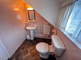 Gwesty Minffordd Hotel