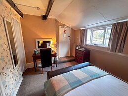 Gwesty Minffordd Hotel