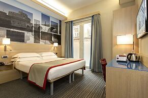iQ Hotel Roma