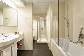 iQ Hotel Roma