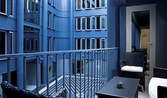 iQ Hotel Roma