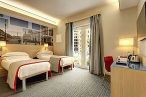iQ Hotel Roma