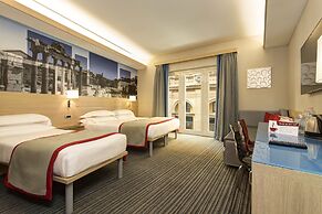 iQ Hotel Roma