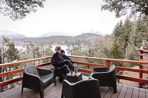 Peninsula Petit Hotel