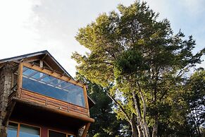 Peninsula Petit Hotel