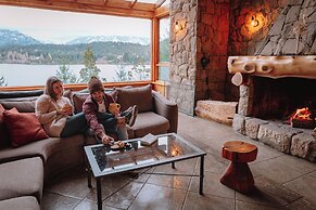 Peninsula Petit Hotel
