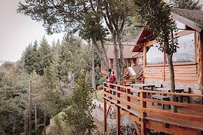 Peninsula Petit Hotel
