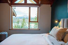 Peninsula Petit Hotel