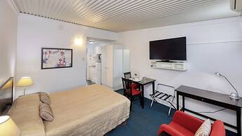 Route 66 Motor Inn