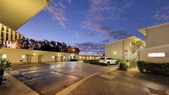 Route 66 Motor Inn