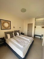 Candia Hotel