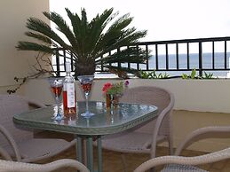 Candia Hotel